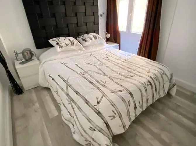 Rainbow Marques 7 דירה בנידורם